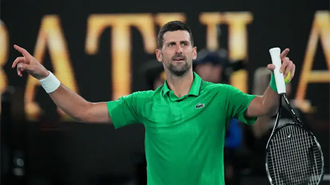 'Bất chiến tự nhiên thành', Djokovic vào tứ kết Australian Open mà không cần ra sân