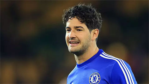 Cựu sao Milan và Chelsea bất ngờ đàm phán mua đội bóng Anh