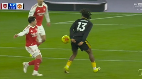 MU được VAR chống lưng?