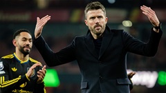 Carrick vung đũa thần trong 2 tuần, tại sao MU lụn bại 13 năm?!