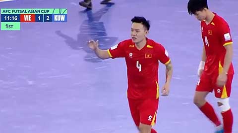 Châu Đoàn Phát chích mũi cực nhanh ghi bàn (Trực tiếp: Futsal Việt Nam 1-2 Futsal Kuwait)