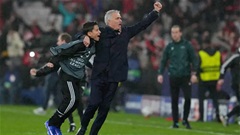 Mourinho nổi giận sau đêm điên rồ ở Da Luz