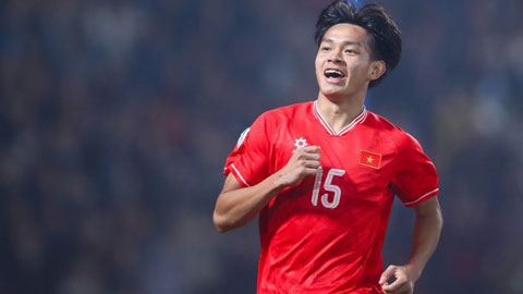 Thủ môn Trung Kiên và tập thể U23 Việt Nam có hành động ấm áp với Bùi Vĩ Hào