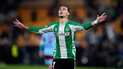 Antony đang là ngôi sao sáng nhất của Betis