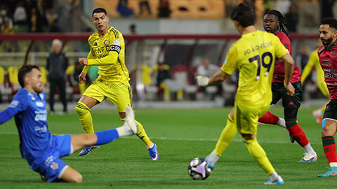 VIDEO Chiêm ngưỡng bàn thắng thứ 961 dễ dàng trong sự nghiệp của Ronaldo