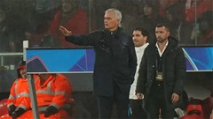 Nước mắt Mourinho và lời đáp trả đanh thép sau những tháng ngày bị hoài nghi