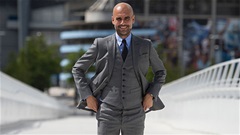 Tròn 10 năm ngày Pep Guardiola 'xoay chuyển càn khôn'
