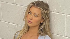 Mikayla Demaiter lại gây sốt MXH