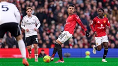 Carragher thừa nhận sai lầm sau phát biểu gây tranh cãi về Casemiro