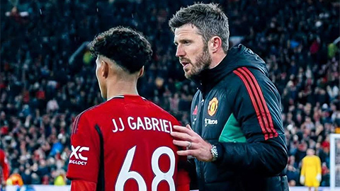 Michael Carrick ưu ái thần đồng 15 tuổi tại MU