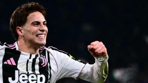 Kenan Yildiz, số 10 mới của Juventus