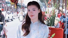 Hotgirl bóng chuyền Vi Thị Yến Nhi thướt tha đón Tết Bính Ngọ 2026