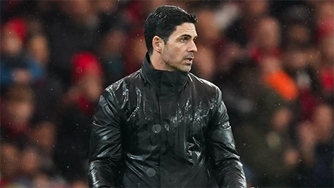 Arsenal nhận đòn giáng mạnh vào tham vọng 'ăn bốn'