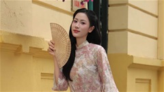 Mỹ nhân bóng chuyền Kiều Trinh hóa nàng thơ đón Tết Bính Ngọ 2026