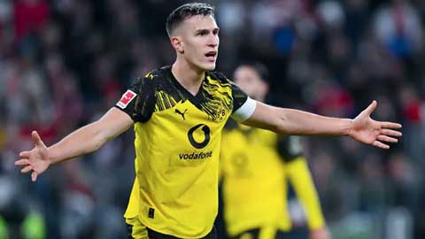 Phá két, Real chốt 'bom tấn' của Dortmund cho cuộc đại tu hàng thủ