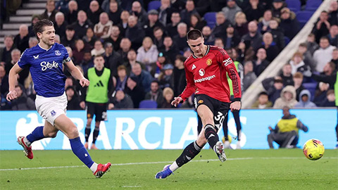 Thấy gì từ chiến thắng của MU trước Everton?