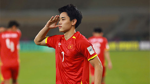 Đình Bắc nhận vinh dự hiếm có của bóng đá Việt Nam