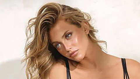 Bạn gái cũ của Lando Norris khoe thân táo bạo hậu chia tay