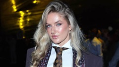 Nữ VĐV sexy nhất thế giới tỏa sáng tại Tuần lễ thời trang Milan