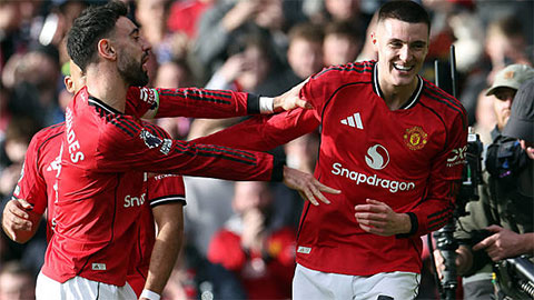 Gary Neville tin chắc MU sẽ kết thúc trong Top 3