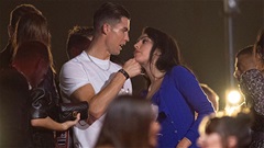 Cristiano Ronaldo yêu ở hai đầu nỗi nhớ