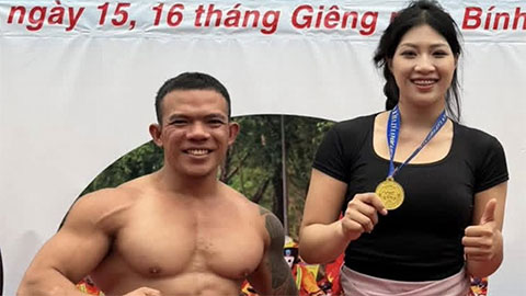 Đô vật nam xin tái đấu Anh Thơ vào năm sau