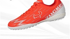 Top 5 giày đá bóng bán chạy trên Shopee 2025