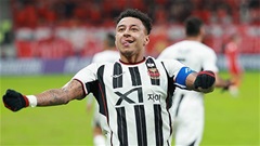Sốc với mức lương bèo bọt mà Lingard nhận tại Corinthians