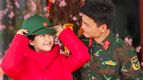 Hòa Minzy công khai bạn trai, Văn Toàn có động thái gây chú ý