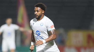 VIDEO: Xuân Son bỏ lỡ không tưởng trước PVF-CAND