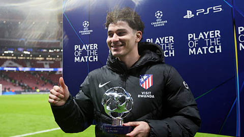 Alvarez hay thế này, Barca và Chelsea lại càng thèm thuồng