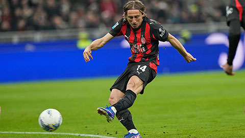 Modric cân nhắc ở lại Milan thêm 1 năm: Cám dỗ Champions League