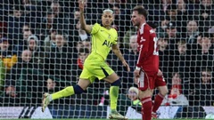 Những bóng ma đe dọa kéo Liverpool 'xuống hạng'