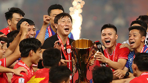 HLV Kim Sang Sik lập kỷ lục bất bại sau khi Malaysia bị xử thua