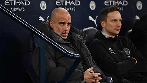 Man City: Buông hay không buông?