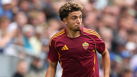 Tiền vệ của AS Roma bị cướp tại tư dinh