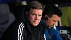 Eddie Howe tái lập kỷ lục buồn của Gary Neville