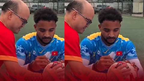 Xuân Son mỏi tay ký tặng CĐV ngay trước buổi tập