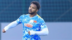 Xuân Son lại khiến HLV Kim Sang Sik lo lắng