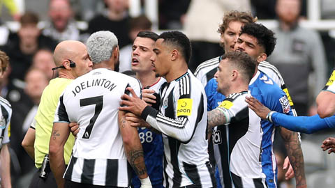 Kết quả Newcastle 1-2 Sunderland: 'Mèo đen' vồ 'Chích chòe'