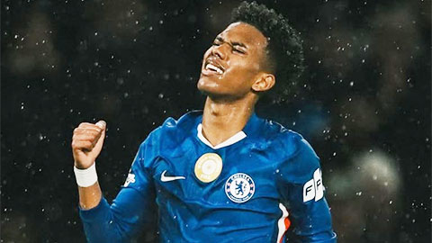 Estevao thành tài nhờ bị... chó đuổi