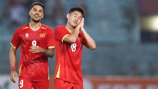 VIDEO: Bật mí ý nghĩa sâu xa màn ăn mừng của Hai Long