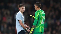 Sao MU thoát thẻ đỏ dù nhận... hai thẻ vàng