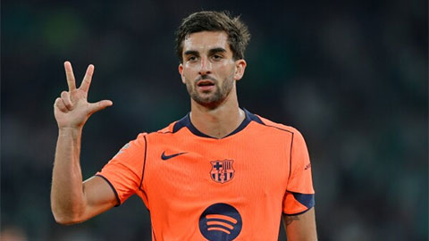 MU được chào mời mua cựu tiền đạo của Man City