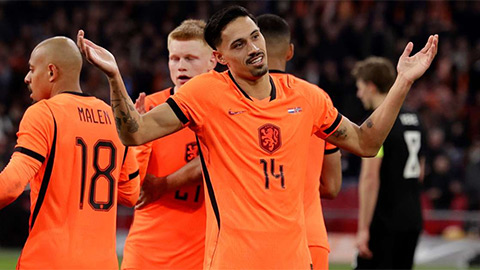 Tuyển Hà Lan quay lại với 'bóng đá tổng lực'?