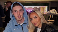 Bạn gái Cole Palmer cầu Chúa giúp bồ được dự World Cup