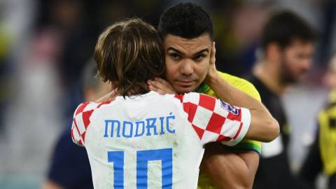 Casemiro vs Modric: Khi bạn già đối đầu, thành Madrid rơi lệ