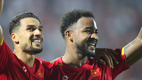 Xuân Son ghi 102 bàn ở Việt Nam, khen Hoàng Hên hết lời