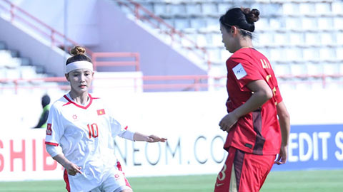 Hàng loạt cầu thủ U20 nữ Trung Quốc bị chuột rút khi cố gắng thắng U20 nữ Việt Nam 