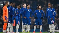 Chelsea lập 'kỷ lục buồn' về tài chính, Man City bị xô đổ